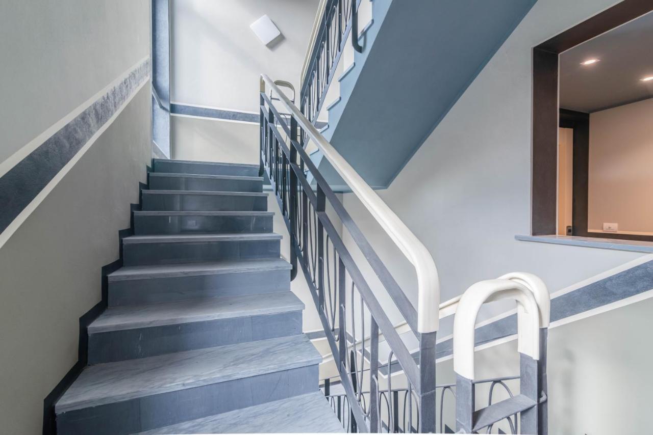 Pavia Tower - By Host4U Apartment Exterior photo