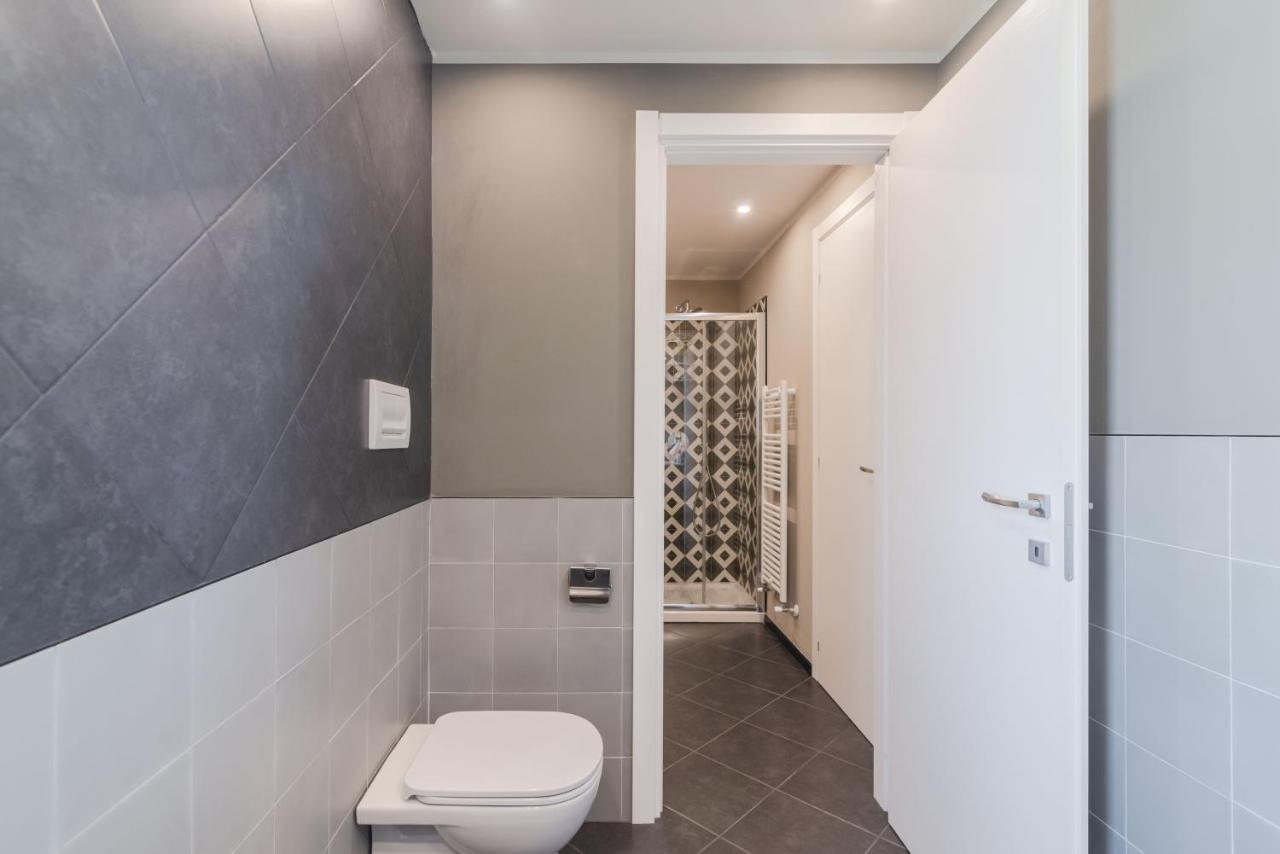 Pavia Tower - By Host4U Apartment Exterior photo